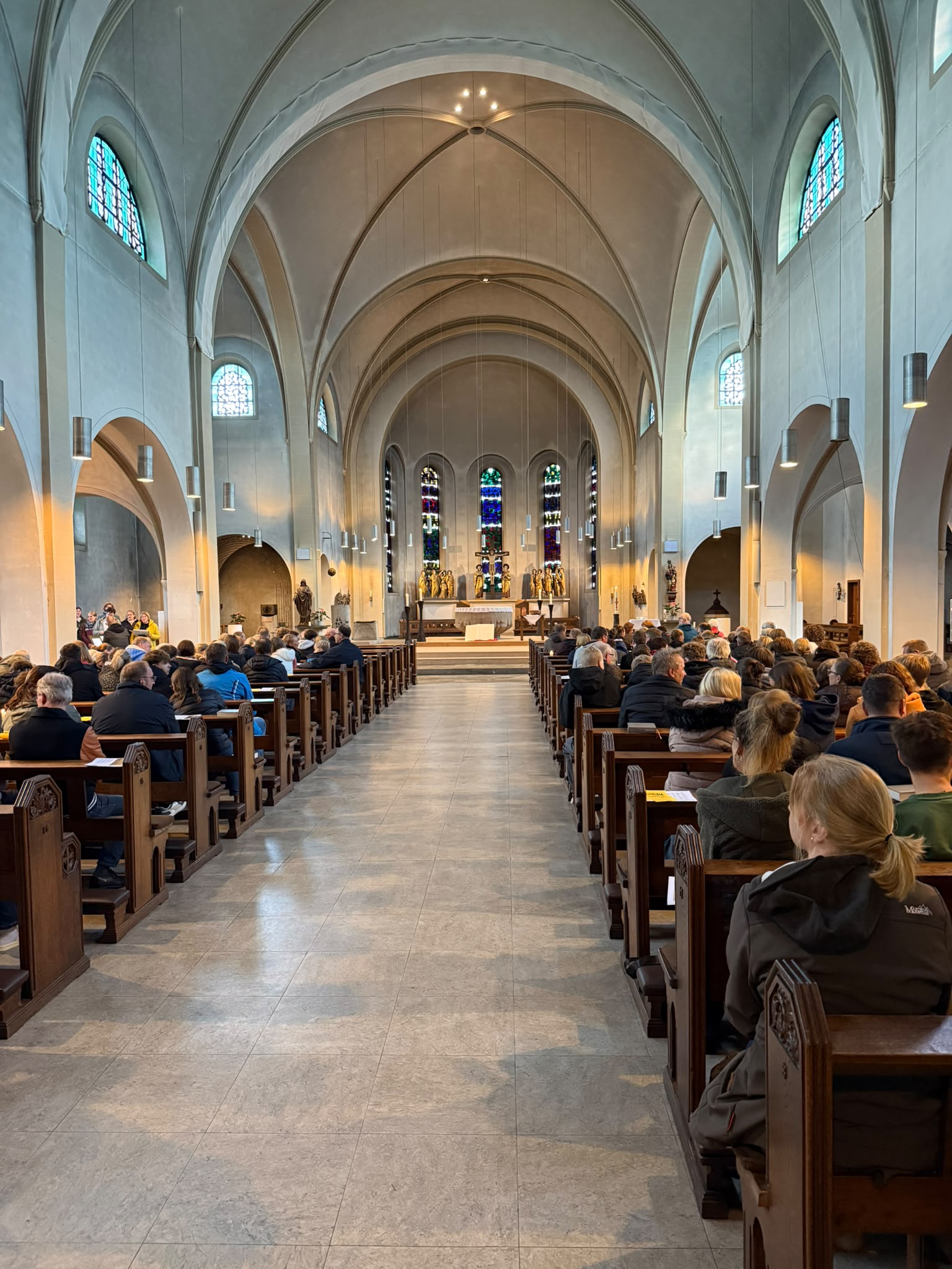 Gott schreibt Geschichte – Firmvorbereitung gestartet